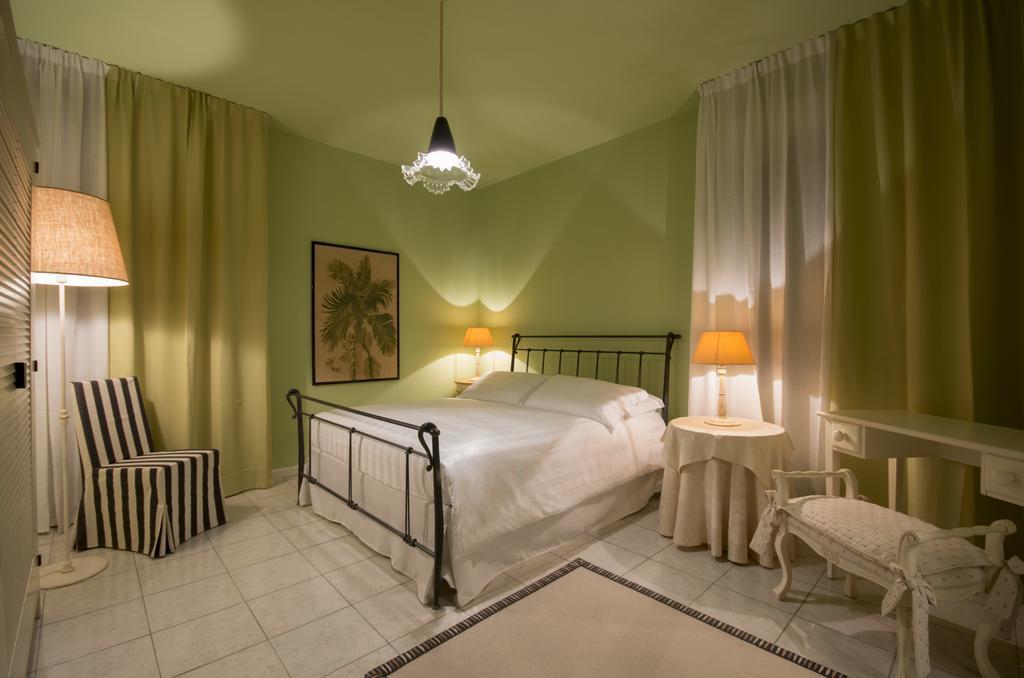 B&B Maison Biagetti Sant'Arcangelo di Romagna Værelse billede